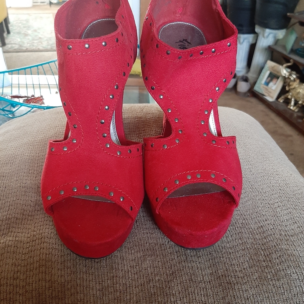 Red shoes